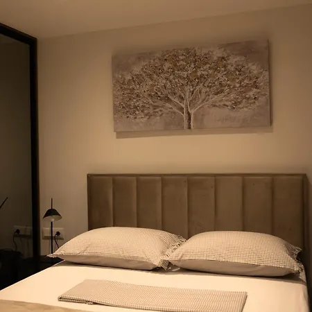 Bastun & Dujka's Balatura 公寓 *